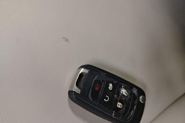 Used Buick GL8 2018 28T Luxury Model China VI Standard
