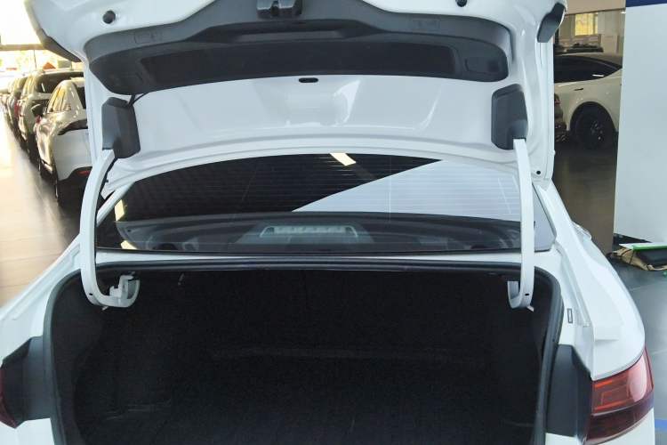 Used Volkswagen Sagitar 2021 280TSI DSG Excellence Edition
