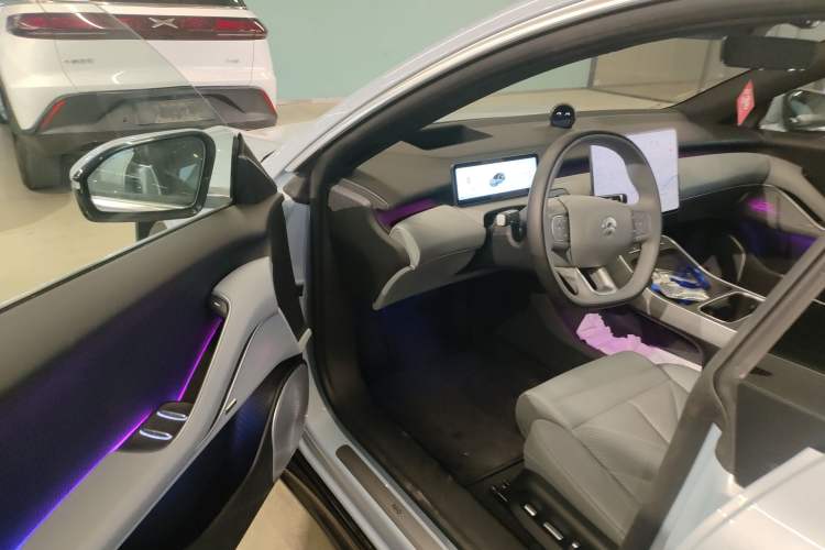 Used Nio ET5 2025 75 kWh
