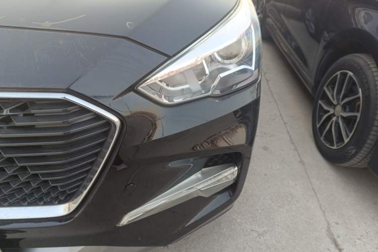 Used Haval M6 2017 1.5T Automatic Two-Wheel Drive Elite Model
