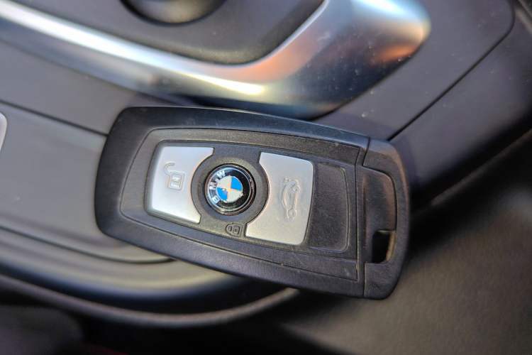 Used BMW 1 Series (Import) 2013 Facelifted 118i Leading Edition