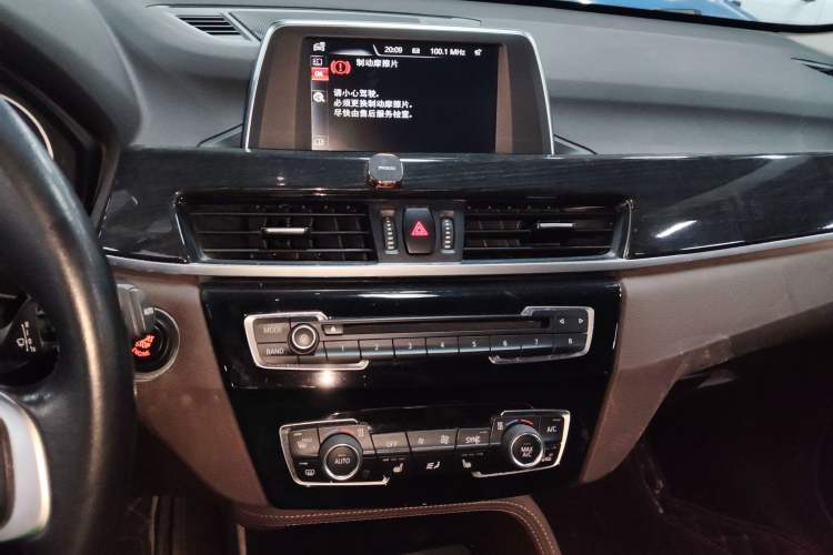 Used BMW X1 2016 sDrive20Li Luxury Model
