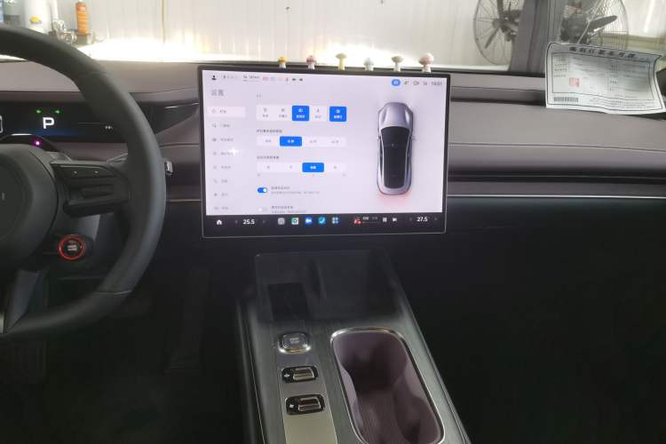 Used  SU7 2024 Rear-Drive Ultra-Long Range Advanced Pro-Level Intelligent Driving Version