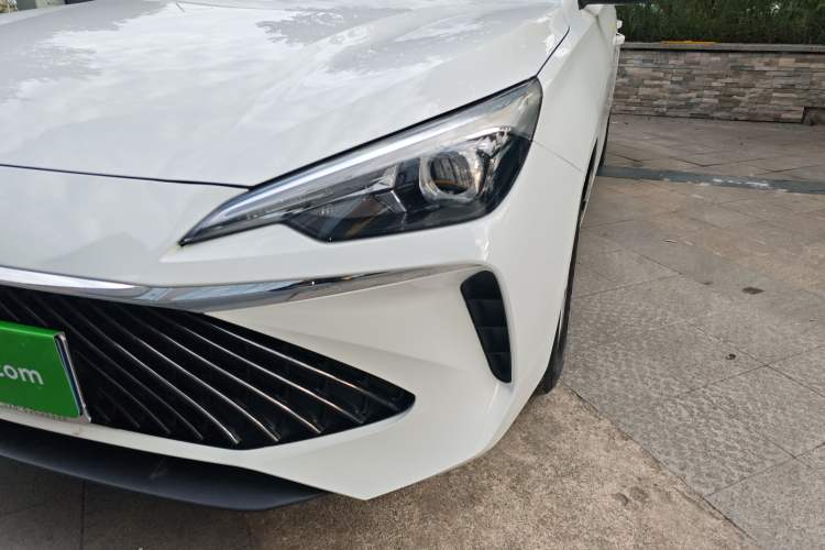 Used Roewe i5 2023 1.5L Manual Excellence Edition
