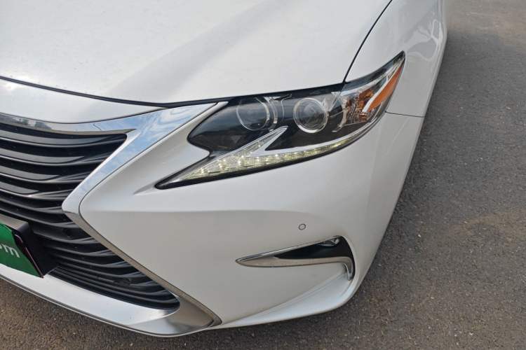 Used Lexus ES 2015 200 Elite Edition
