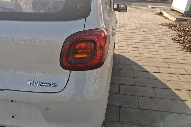 Used Wuling Hongguang MINIEV 2025 Four-Door Version Advanced Edition
