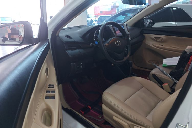 Used Toyota YARiS L 2019 1.5E CVT Dynamic Edition China VI compliant
