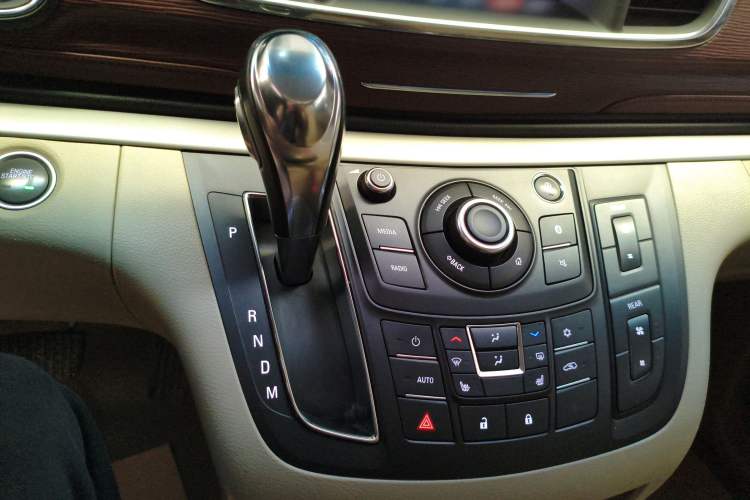 Used Buick GL8 2017 25S Prestige Version China V Standard
