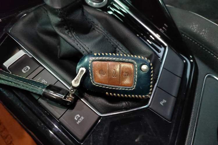 Used Volkswagen Tayron 2020 330TSI Two-Wheel Drive Luxury Connected Pro Edition