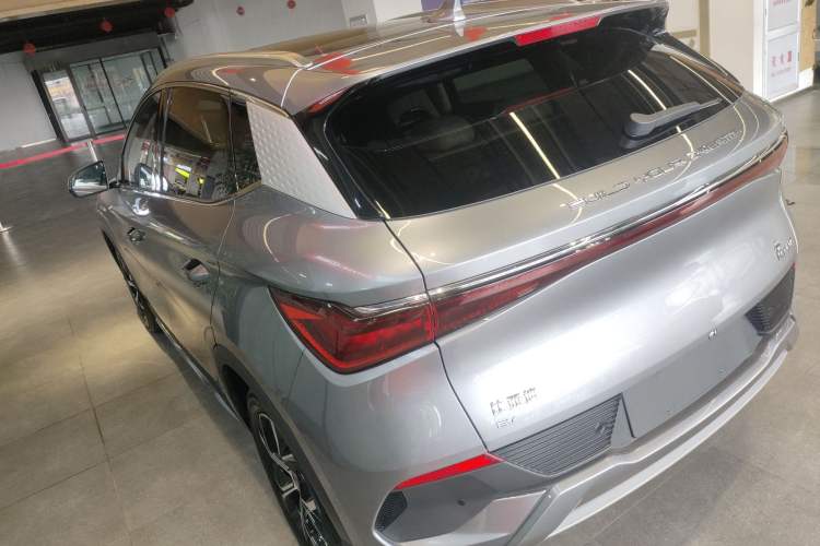 Used BYD Yuan PLUS 2024 Honor Edition 430KM Beyond Model
