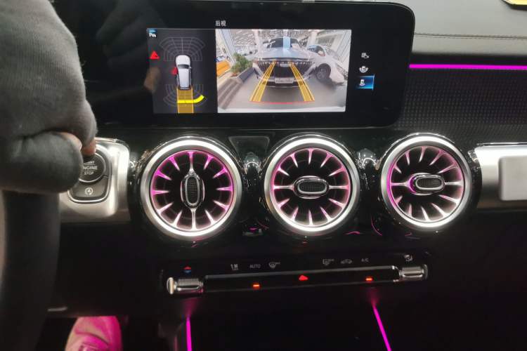 Used Mercedes-Benz GLB 2023 GLB 220 Fashion Model
