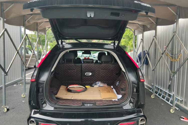 Used GAC Trumpchi EMKOO 2022 2.0T Neutron Star Max Edition
