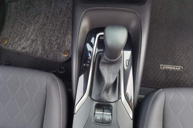 Used Toyota Corolla 2023 1.8L Smart Electric Hybrid Dual-Motor Elite Edition
