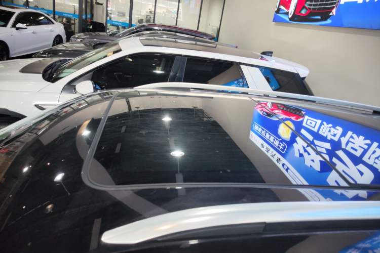 Used Volkswagen Tiguan L 2019 Revised Version 280TSI Automatic Two-Wheel Drive Panoramic Comfort Edition China VI Standard