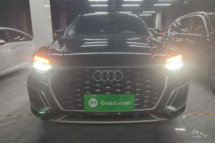 Used Audi Q5L Sportback 2022 40 TFSI Fashion Model
