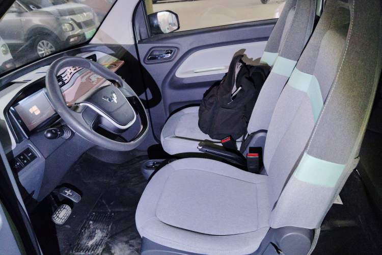 Used Wuling Hongguang MINIEV 2021 Macaron Premium Model – Lithium Iron Phosphate