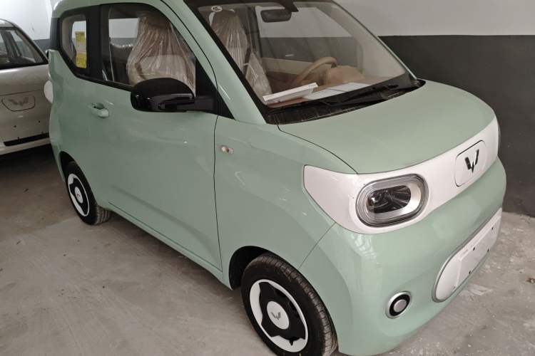 Used Wuling Hongguang MINIEV 2024 3rd Generation 215km Youth Edition