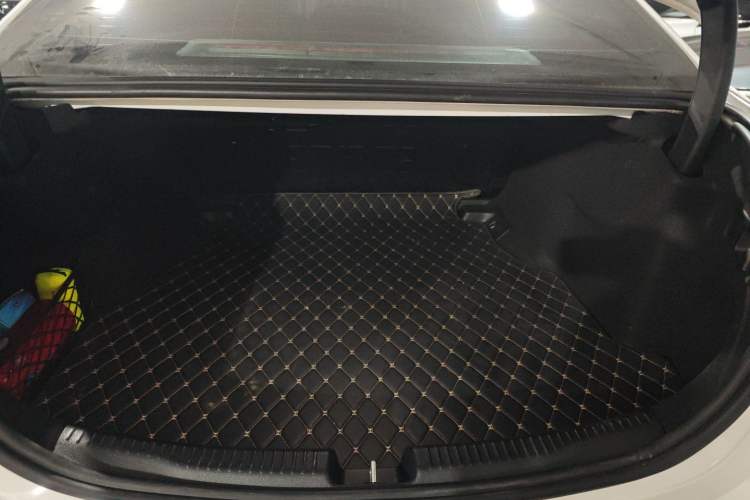 Used Mercedes-Benz C-Class 2023 Restyled C 260 L Sport Edition
