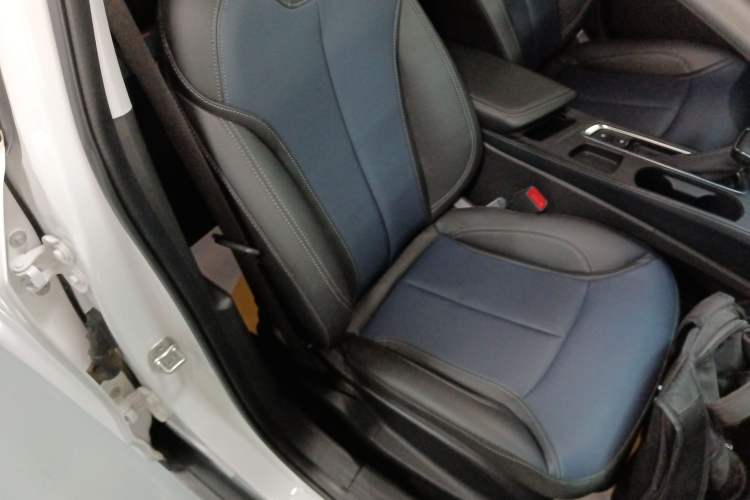 Used Buick Velite 6 2024 450km Range Commuter Version
