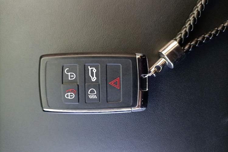 Used Land Rover Discovery Sport 2024 Luxury Custom Edition