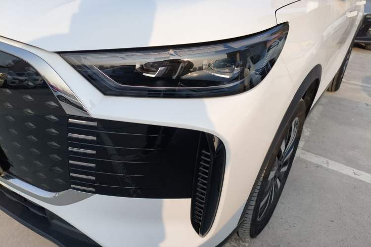 Used Chery Fengyun T8 2025 1.5T 130 km Luxury Edition 5-Seater