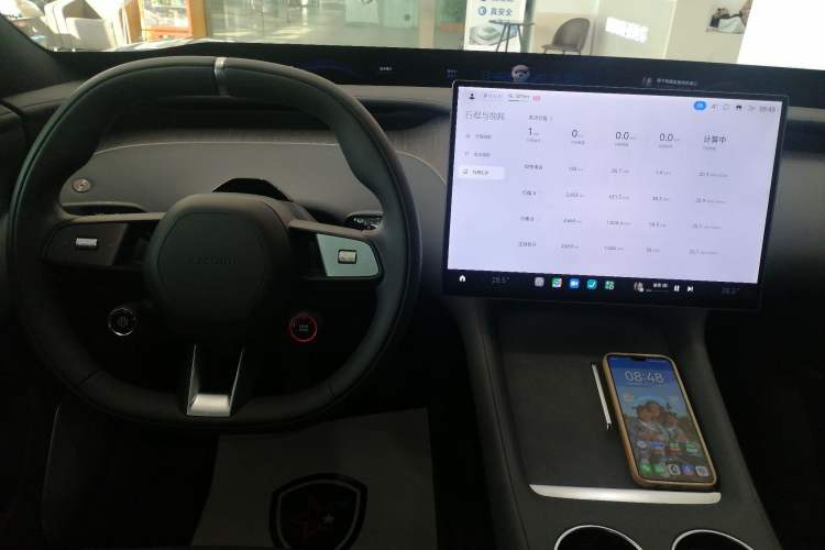 Used Xiaomi Auto YU7 2025 Ultra-Long Range All-Wheel Drive Pro Version
