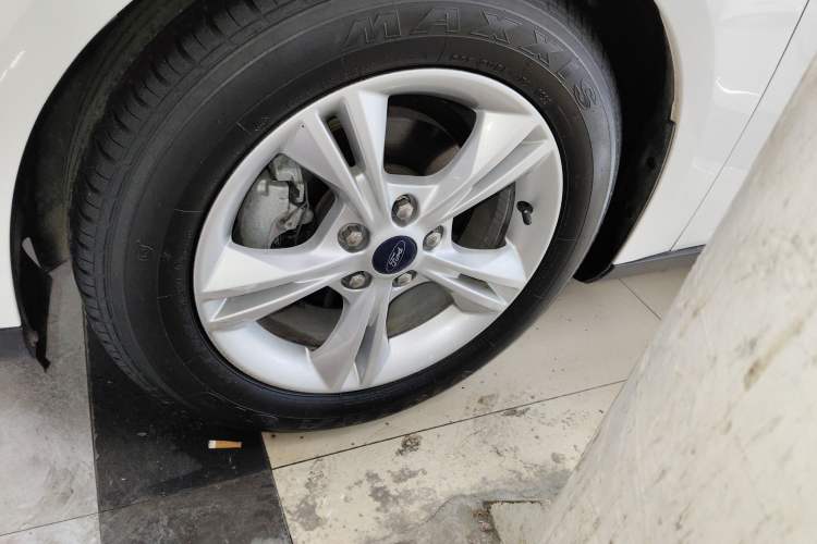 Used Ford Focus 2017 Hatchback 1.6L Automatic Comfort Plus SmartDrive Edition
