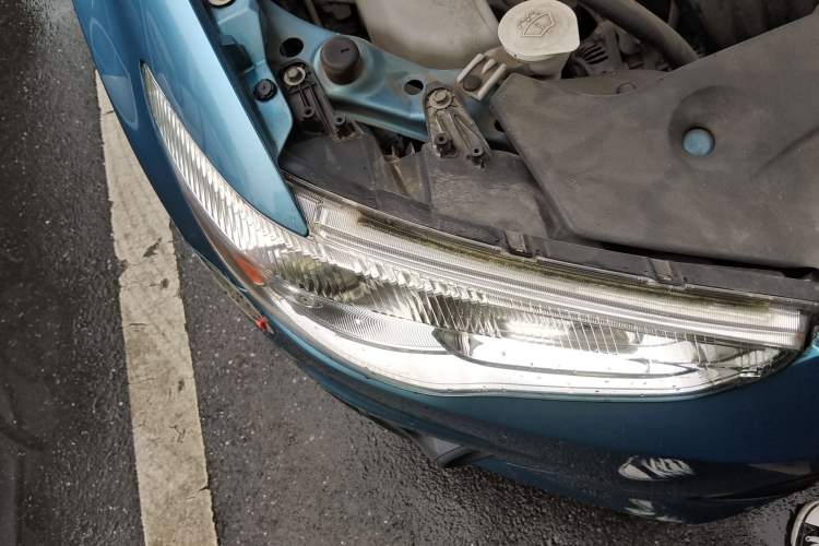 Used Mitsubishi ASX 2013 1.6L Manual Two-Wheel Drive Standard Edition
