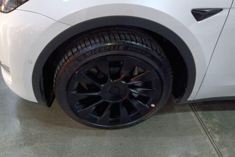 Used Tesla Model Y 2022 Revised Version Long-Range All-Wheel Drive