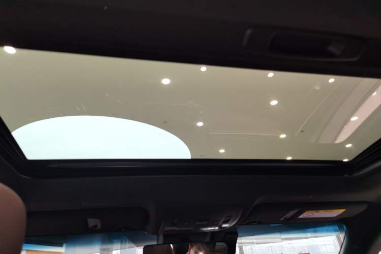 Used Lexus ES 2025 300h Deluxe Edition