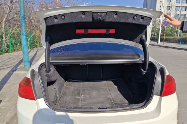 Used BMW 3 Series 2014 320Li Fashion Model