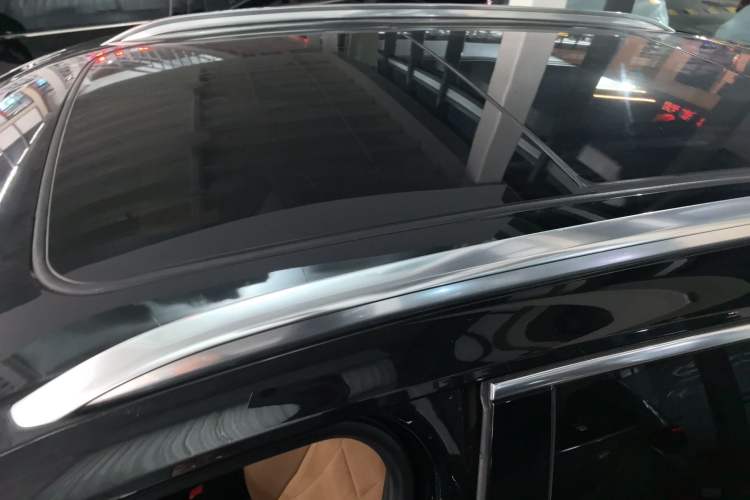 Used Buick Envision 2020 Encore S 652T Two-Wheel Drive Luxury Model
