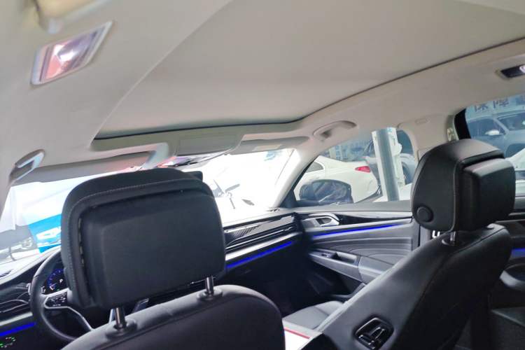 Used Volkswagen Passat 2024 380TSI Dragon Glory Edition
