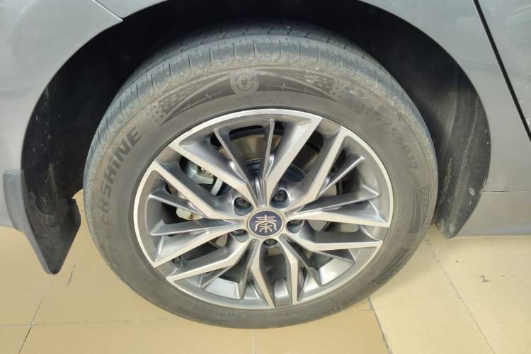 Used BYD Qin PLUS 2023 Champion Edition EV 420KM Leading Model