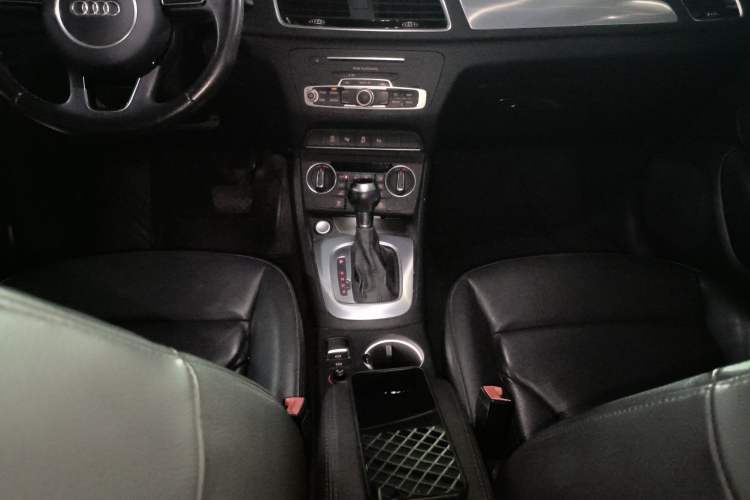 Used Audi Q3 2016 30 TFSI Fashion Model
