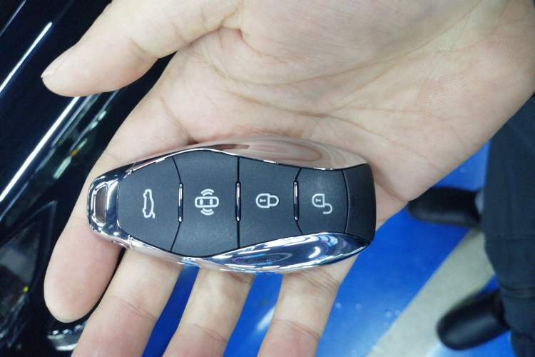 Used Hongqi HS3 PHEV 2024 PHEV 115km Jingwei Edition
