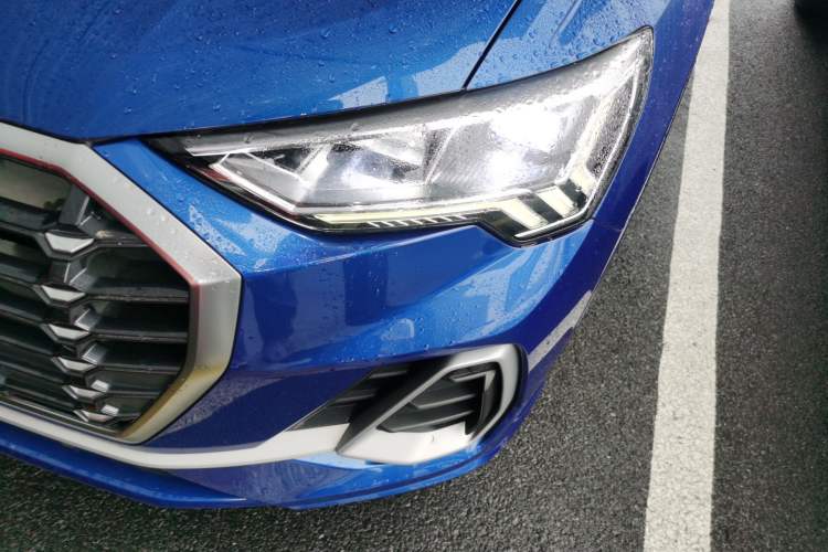 Used Audi Q3 2019 35 TFSI Fashion Dynamic Model