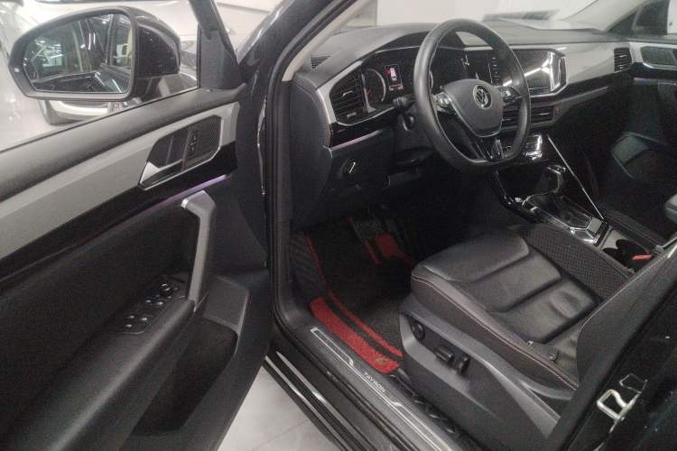 Used Volkswagen Tayron 2020 330TSI Two-Wheel Drive Luxury Smart Connectivity Version
