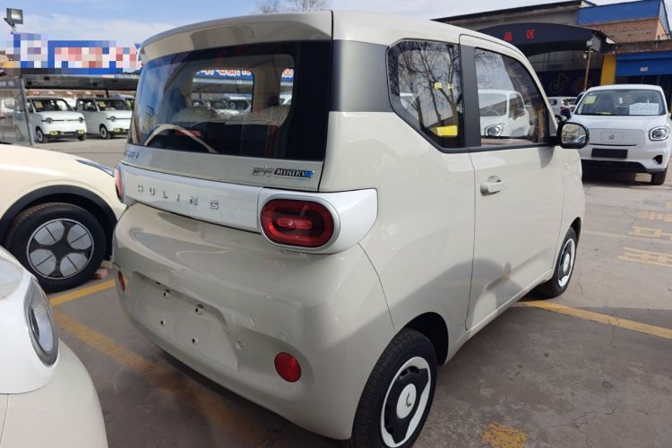Used Wuling Hongguang MINIEV 2024 3rd Generation 215km Youth Edition
