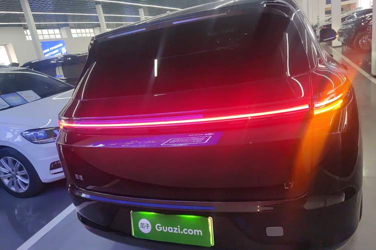 Used Li Auto L7 2023 Air model
