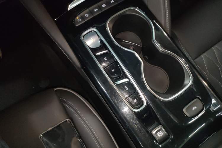 Used Buick Envision 2020 Encore S 652T All-Wheel-Drive Avenir
