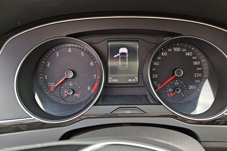 Used Volkswagen Magotan 2017 330TSI DSG Luxury Model
