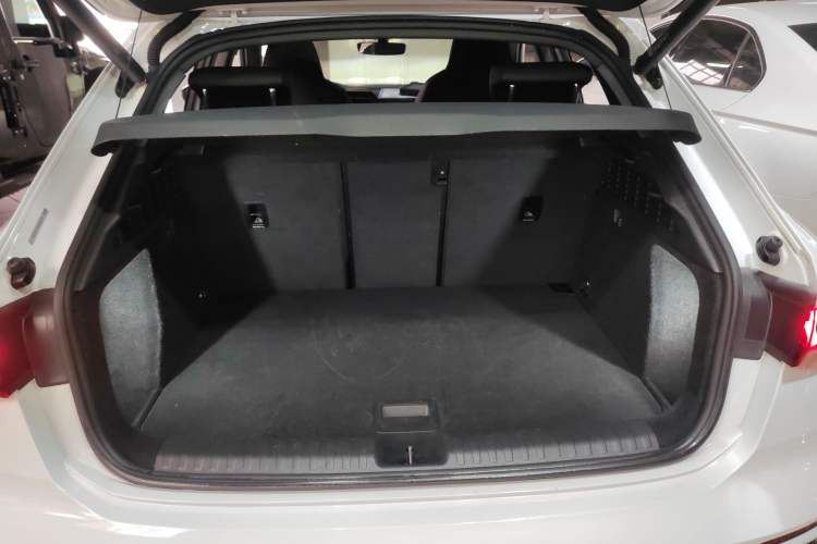 Used Audi A3 2021 Sportback 35 TFSI Fashionable Sports Model
