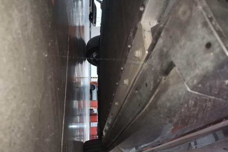 Used Dongfeng eπ eπ008 
