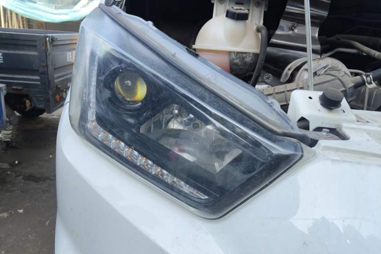 Used JMC Transit 2017 2.8T Commercial Version Short Wheelbase Mid-Roof 6/7/8-Seater JX493
