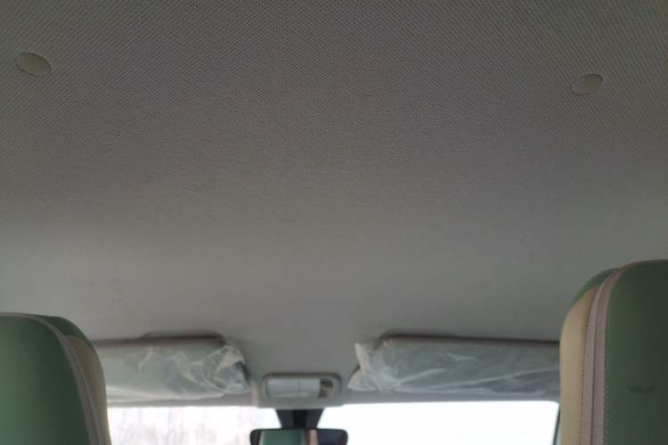 Used Wuling Hongguang MINIEV 2022 Macaron Premium Model – Lithium Iron Phosphate