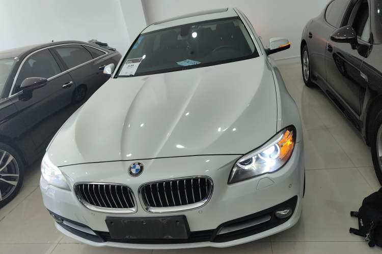 Used BMW 5 Series 2017 520Li Elegant Edition
