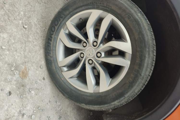 Used BAIC Weiwang S50 2016 1.5T CVT Joyful Premium Edition