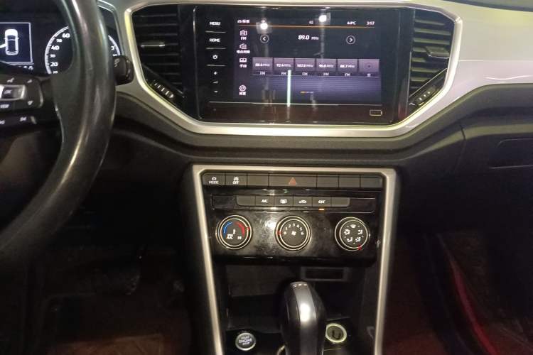 Used Volkswagen T-ROC 2022 280TSI DSG Two-Wheel Drive Elite PLUS
