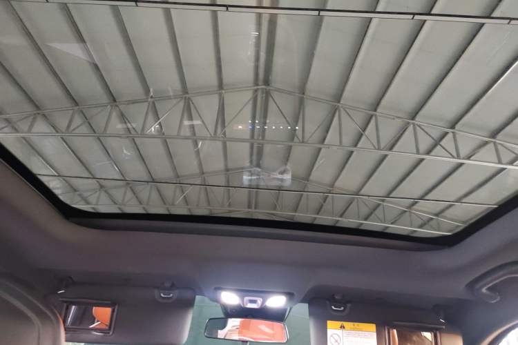 Used Changan UNI-V 2022 1.5T Prestige Version